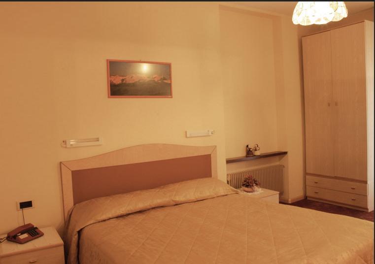 Hotel Venezia Rocca Pietore Habitación foto
